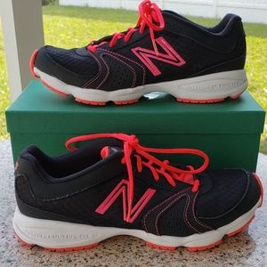 Women's New Balance Running Shoes Sz. 7.5